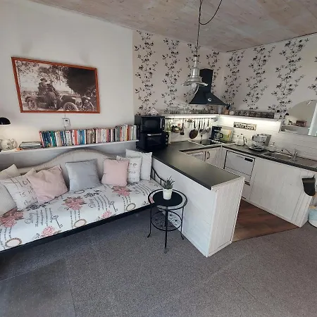 Apartman Aromasalon Trebic Exterior photo
